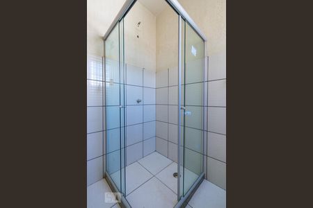 Casa de condomínio para alugar com 120m², 3 quartos e 2 vagasBanheiro da Suíte