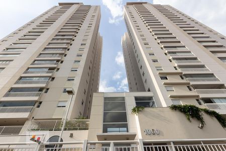 Apartamento para alugar com 162m², 3 quartos e 3 vagas Apartamento para alugar com 162m², 3 quartos e 3 vagasFachada