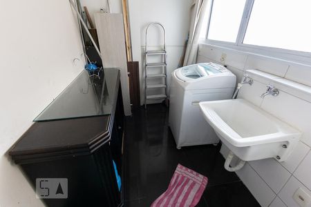 Apartamento para alugar com 162m², 3 quartos e 3 vagas Apartamento para alugar com 162m², 3 quartos e 3 vagasÁrea de Serviço