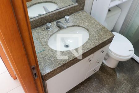 Apartamento à venda com 65m², 2 quartos e 1 vagaBanheiro da Suíte