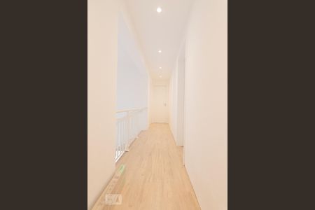 Apartamento para alugar com 234m², 4 quartos e 4 vagas Apartamento para alugar com 234m², 4 quartos e 4 vagasCorredor