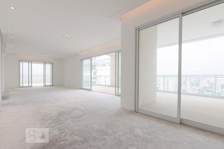 Apartamento para alugar com 234m², 4 quartos e 4 vagas Apartamento para alugar com 234m², 4 quartos e 4 vagasSala