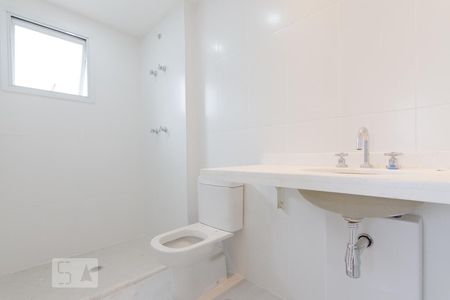 Apartamento para alugar com 234m², 4 quartos e 4 vagas Apartamento para alugar com 234m², 4 quartos e 4 vagasBanheiro da Suíte 1