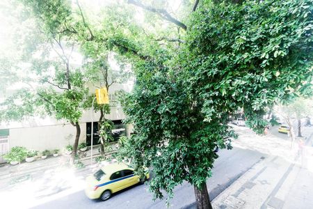 Vista de apartamento à venda com 2 quartos, 70m² em Copacabana, Rio de Janeiro