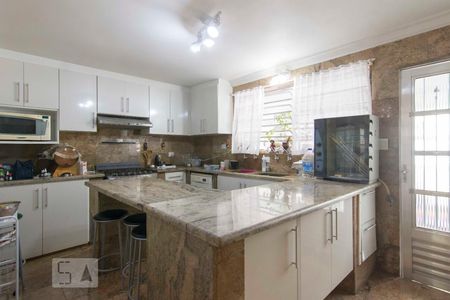 Casa de condomínio à venda com 350m², 3 quartos e 4 vagasCozinha