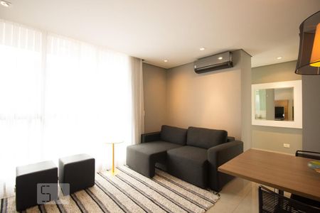 Sala de apartamento para alugar com 2 quartos, 69m² em Bigorrilho, Curitiba