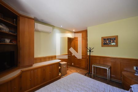 Apartamento para alugar com 250m², 4 quartos e 4 vagasSuíte 1
