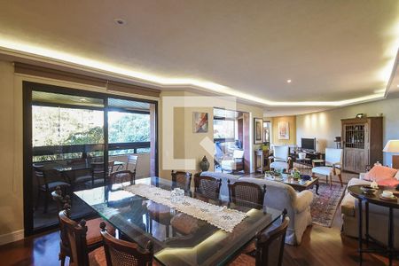 Sala de apartamento para alugar com 4 quartos, 250m² em Jardim Vitória Régia, São Paulo