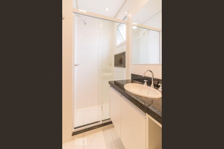 Apartamento para alugar com 107m², 3 quartos e 2 vagas Apartamento para alugar com 107m², 3 quartos e 2 vagasBanheiro social