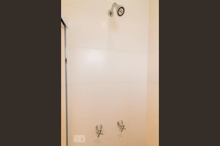 Apartamento para alugar com 107m², 3 quartos e 2 vagas Apartamento para alugar com 107m², 3 quartos e 2 vagasBanheiro social