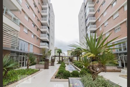 Apartamento para alugar com 107m², 3 quartos e 2 vagas Apartamento para alugar com 107m², 3 quartos e 2 vagasArea interna do condominio