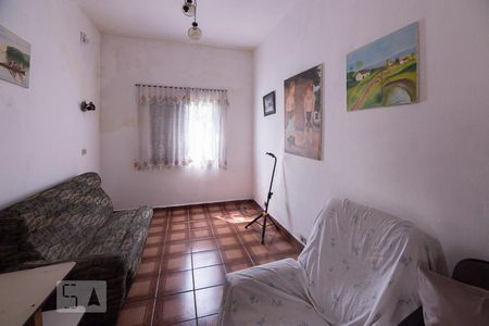 Casa à venda com 200m², 3 quartos e 2 vagasSala de TV