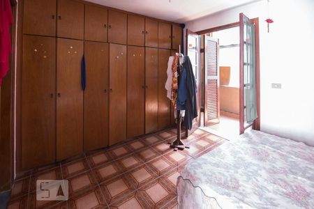 Casa à venda com 200m², 3 quartos e 2 vagasQuarto 3 Suíte