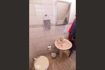 Casa à venda com 200m², 3 quartos e 2 vagasBanheiro