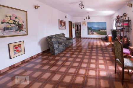 Sala de casa à venda com 3 quartos, 200m² em Água Branca, São Paulo