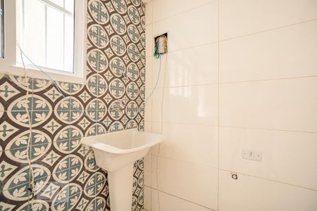Área de serviço de casa para alugar com 2 quartos, 60m² em Vila Granada, São Paulo