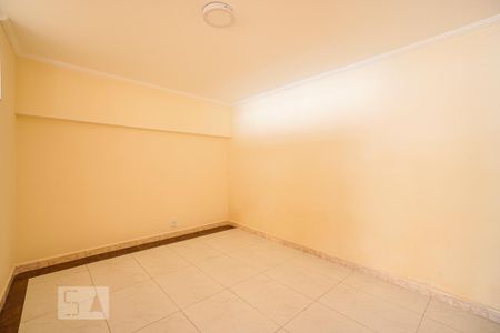 Quarto 2 de casa para alugar com 2 quartos, 60m² em Vila Granada, São Paulo