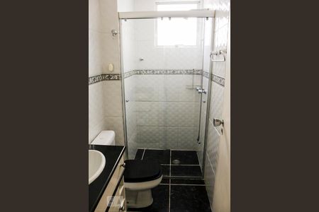 Banheiro de apartamento para alugar com 1 quarto, 49m² em Centro Histórico, Porto Alegre