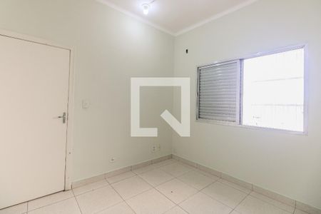Quarto 2 de casa para alugar com 2 quartos, 120m² em Vila Aricanduva, São Paulo
