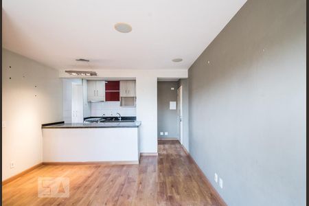 Sala de apartamento para alugar com 3 quartos, 69m² em Jardim Vergueiro (sacomã), São Paulo