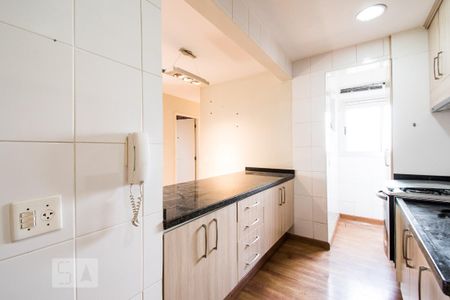 Cozinha de apartamento para alugar com 3 quartos, 69m² em Jardim Vergueiro (sacomã), São Paulo