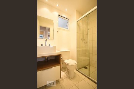 Banheiro de apartamento para alugar com 3 quartos, 69m² em Vila Andrade, São Paulo