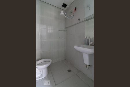 Banheiro 2 de casa para alugar com 2 quartos, 70m² em Vila Mariana, São Paulo