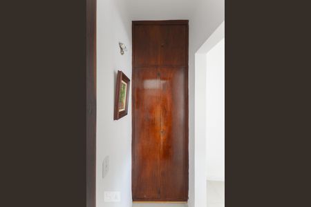 Apartamento à venda com 123m², 3 quartos e 1 vagaArmário corredor 