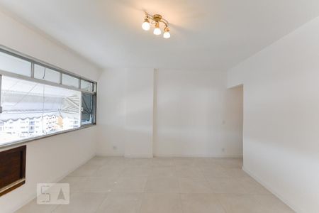 Apartamento à venda com 123m², 3 quartos e 1 vagaSala