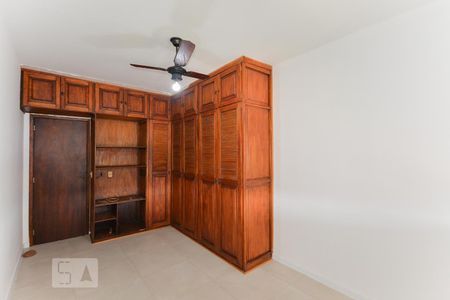 Apartamento à venda com 123m², 3 quartos e 1 vagaQuarto 2
