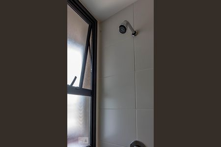 Chuveiro Banheiro Social de apartamento à venda com 2 quartos, 70m² em São Pedro, Belo Horizonte