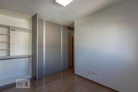Apartamento à venda com 70m², 2 quartos e 2 vagasQuarto 2 Suíte 