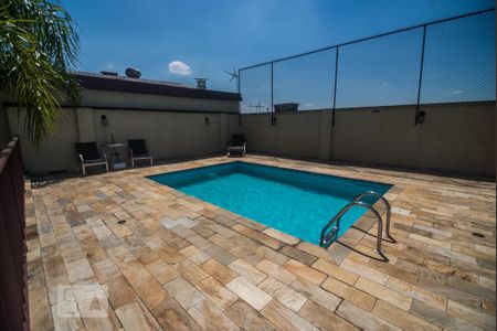Apartamento à venda com 100m², 2 quartos e 2 vagas Apartamento à venda com 100m², 2 quartos e 2 vagasÁrea Comum - Piscina