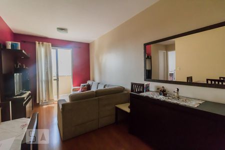 Sala de Apartamento com 2 quartos, 56m² Vila Augusta