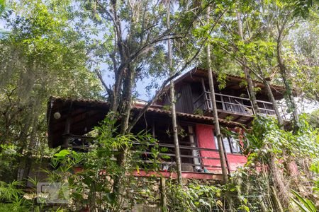 Casa para alugar com 500m², 3 quartos e 5 vagas Casa para alugar com 500m², 3 quartos e 5 vagasFachada