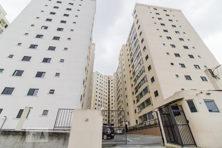Apartamento para alugar com 68m², 2 quartos e 1 vaga Apartamento para alugar com 68m², 2 quartos e 1 vagaFachada