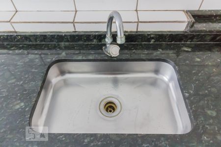 Apartamento para alugar com 68m², 2 quartos e 1 vaga Apartamento para alugar com 68m², 2 quartos e 1 vagaPia da cozinha