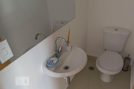 1o. Andar - Lavabo (Torneira) de apartamento para alugar com 3 quartos, 80m² em Paraíso, São Paulo