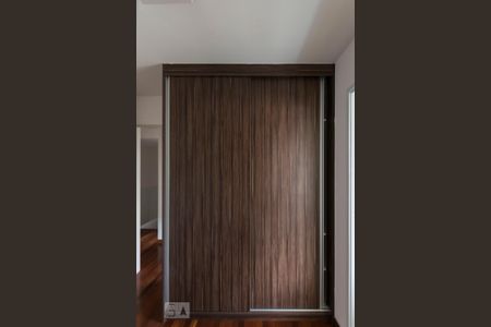 Apartamento para alugar com 80m², 3 quartos e 2 vagas2o. Andar - Quarto 2 (Armários)