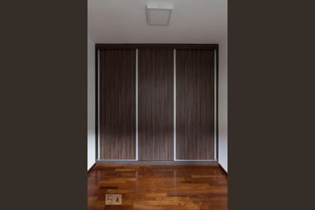 Apartamento para alugar com 80m², 3 quartos e 2 vagas2o. Andar - Quarto 3 - Suíte (Armários)
