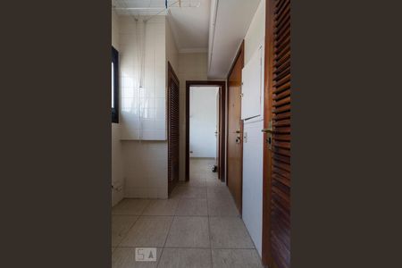 Apartamento para alugar com 149m², 3 quartos e 2 vagas Apartamento para alugar com 149m², 3 quartos e 2 vagasArea de Serviço
