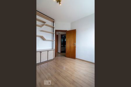 Apartamento para alugar com 149m², 3 quartos e 2 vagas Apartamento para alugar com 149m², 3 quartos e 2 vagasQuarto 2