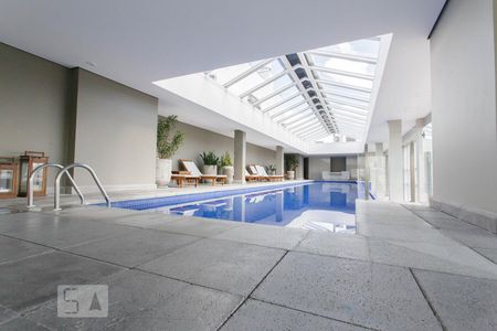 Apartamento para alugar com 54m², 1 quarto e 1 vagaPiscina