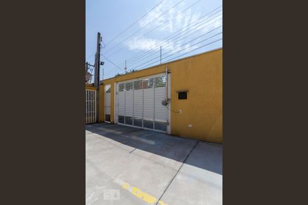 Casa para alugar com 65m², 2 quartos e 1 vaga Casa para alugar com 65m², 2 quartos e 1 vagaPortão Automático