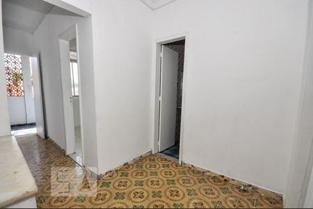 Casa de condomínio à venda com 187m², 4 quartos e 1 vagaCorredor 2