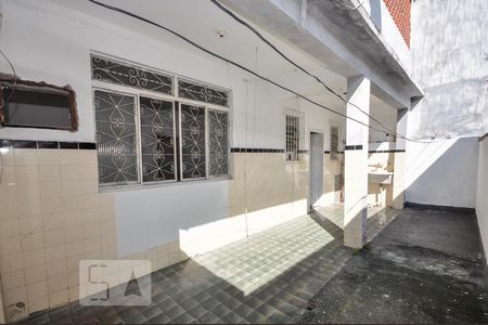 Casa de condomínio à venda com 187m², 4 quartos e 1 vagaÁrea Externa e Área de Serviço