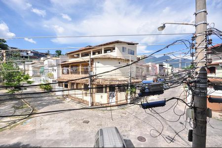 Casa de condomínio à venda com 187m², 4 quartos e 1 vagaVaranda - Quarto 2