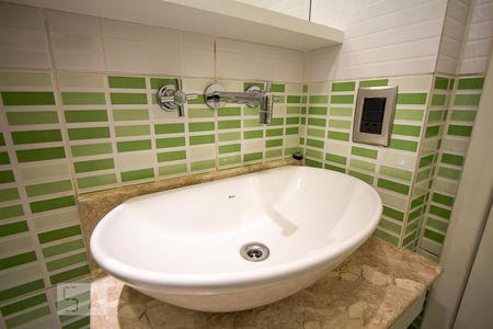 Apartamento à venda com 89m², 3 quartos e 1 vagaBanheiro Social