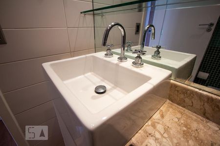 Apartamento à venda com 89m², 3 quartos e 1 vagaBanheiro da Suíte