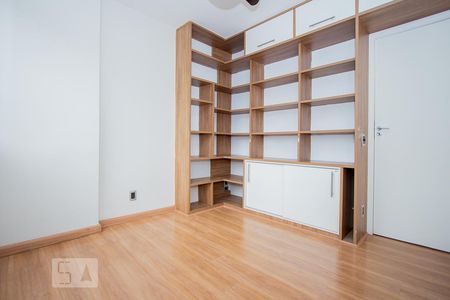 Apartamento à venda com 89m², 3 quartos e 1 vagaQuarto 2